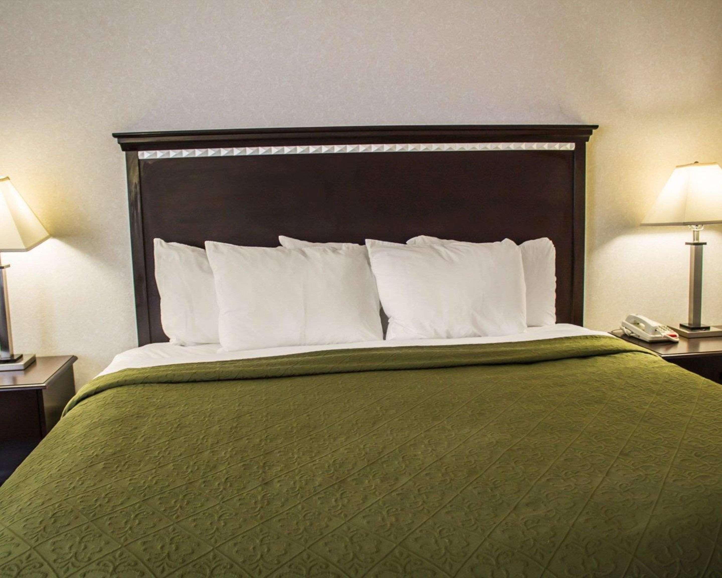 Quality Inn & Suites Мансфийлд Екстериор снимка