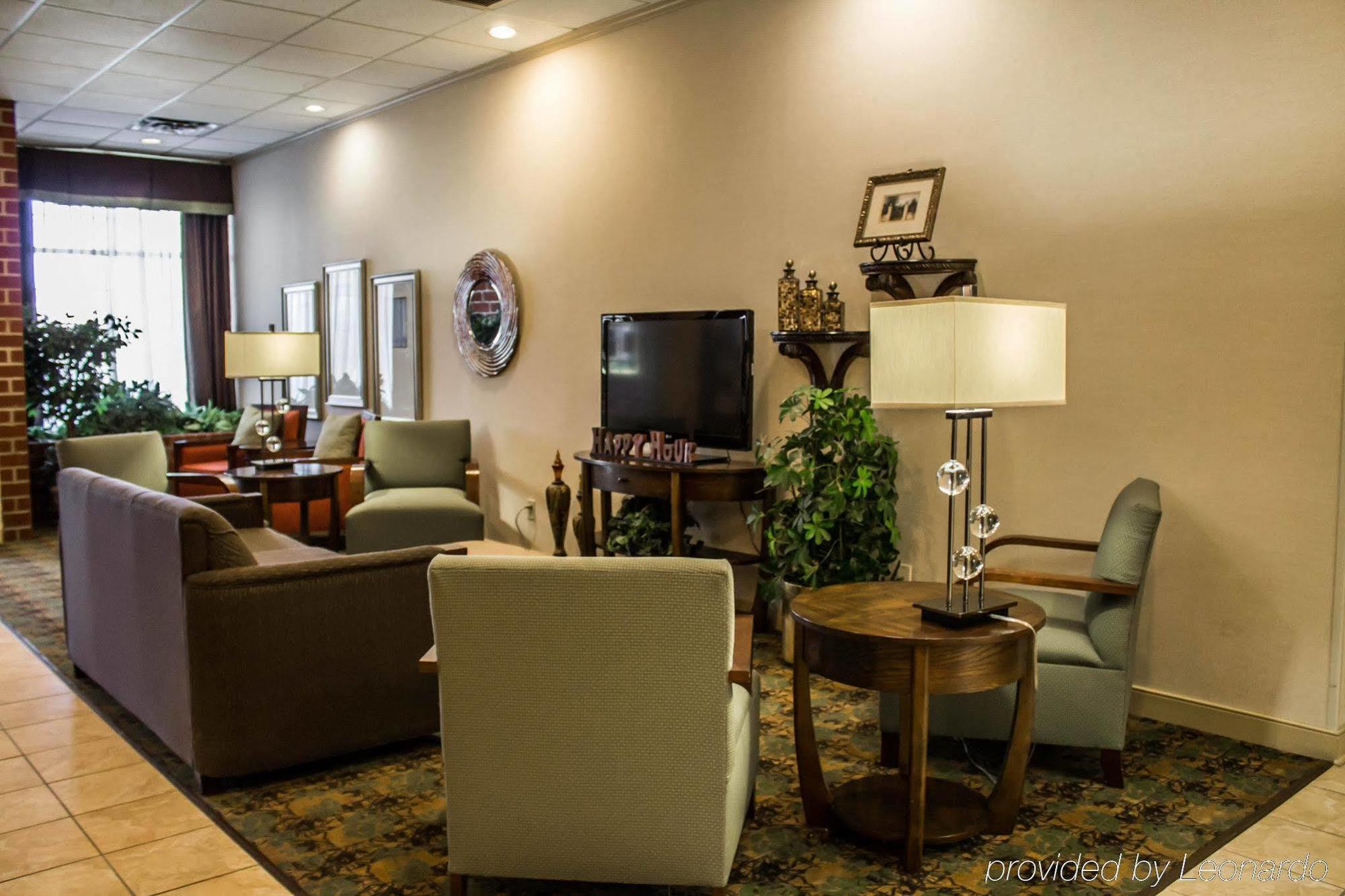 Quality Inn & Suites Мансфийлд Екстериор снимка