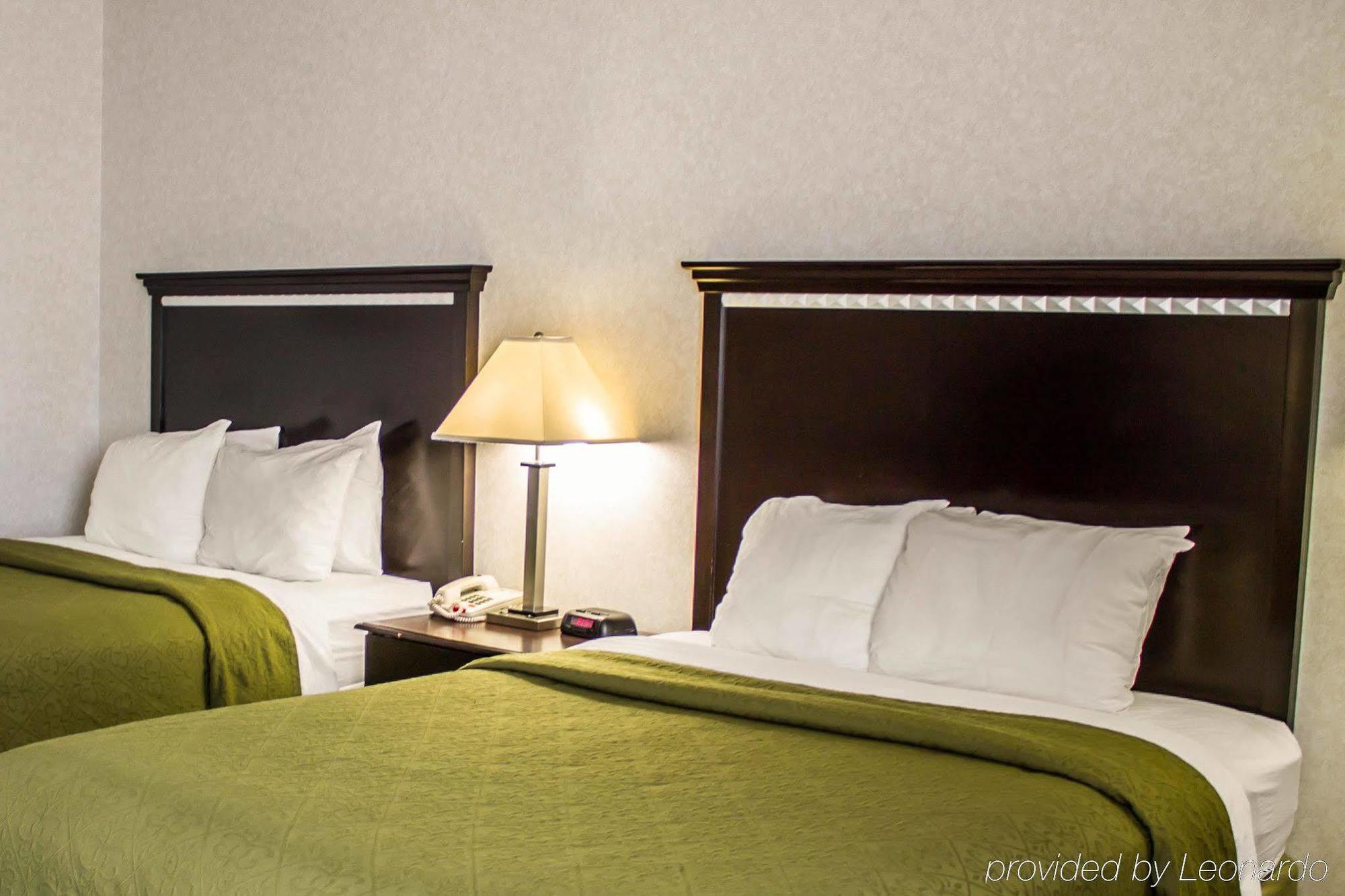 Quality Inn & Suites Мансфийлд Екстериор снимка