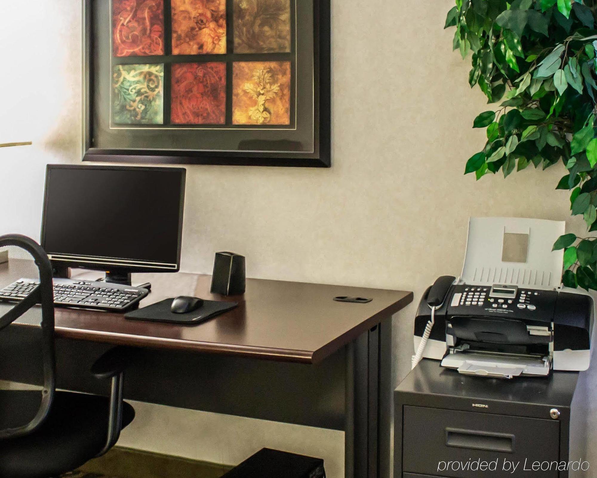 Quality Inn & Suites Мансфийлд Екстериор снимка